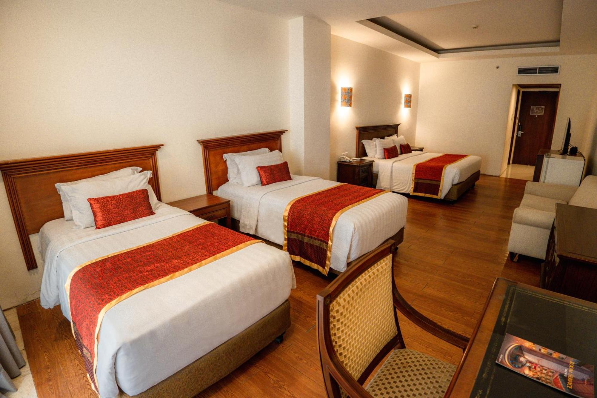 Hotel Kuta Paradiso 5*