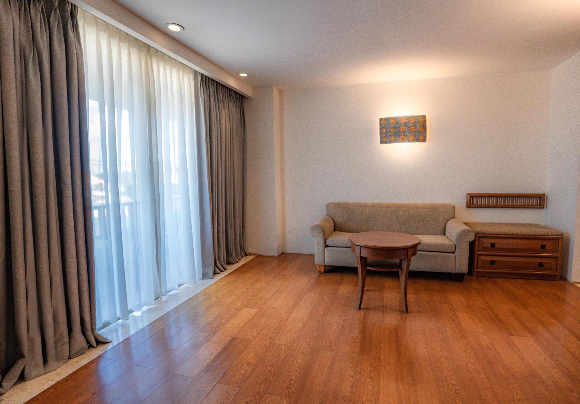 Hotel Kuta Paradiso 5*