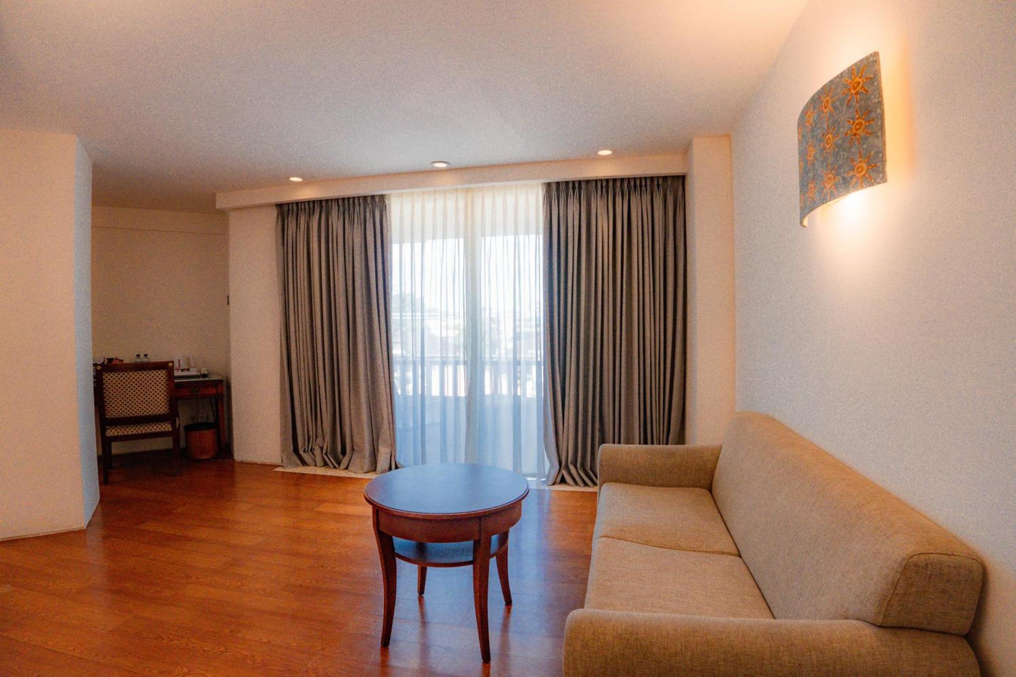 Hotel Kuta Paradiso